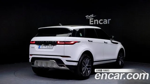 Land Rover Range Rover Evoque 2024 — фото 2