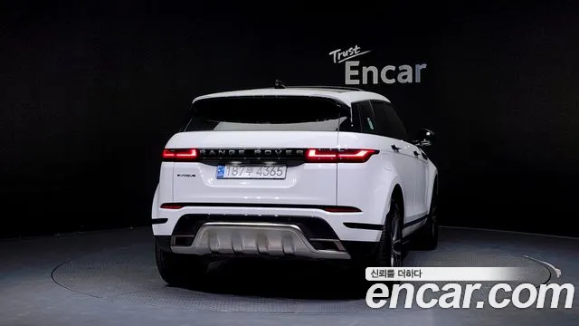 Land Rover Range Rover Evoque 2024 — фото 4