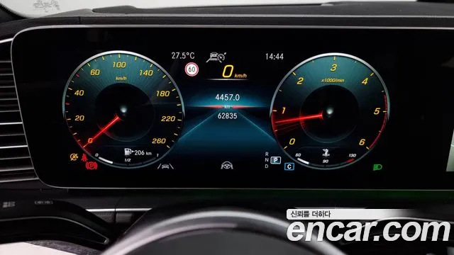 Mercedes-Benz GLE-Class 2020 — фото 8