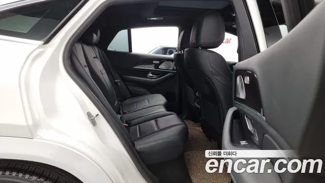 Mercedes-Benz GLE-Class 2020 — фото 12