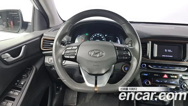 Hyundai Ioniq 2018 — фото 15