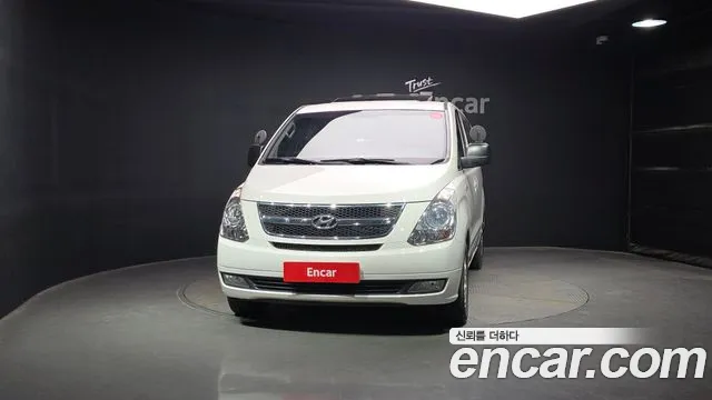 Hyundai Starex 2015 — фото 3