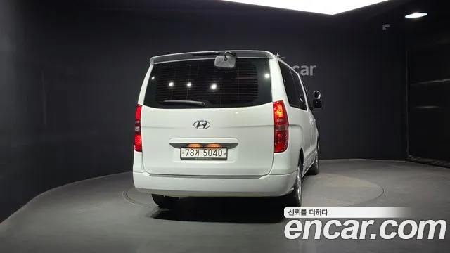 Hyundai Starex 2015 — фото 4