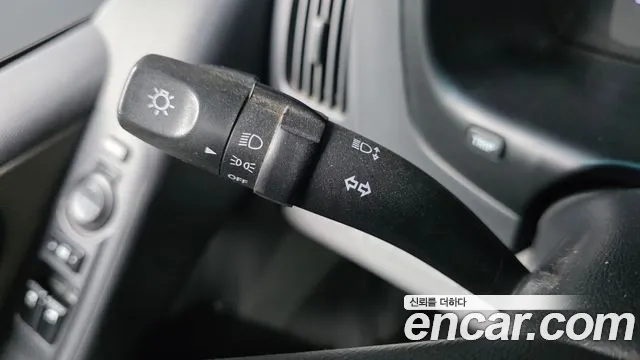 Hyundai Starex 2015 — фото 18