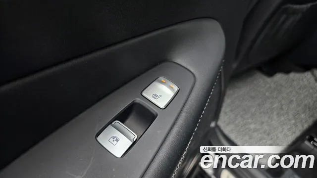 Hyundai Santafe 2023 — фото 18