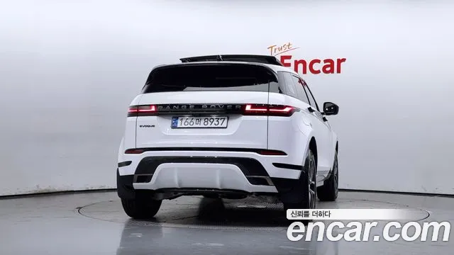Land Rover Range Rover Evoque 2025 — фото 4