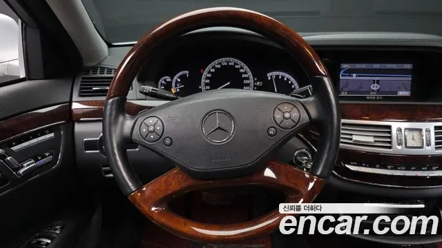 Mercedes-Benz S-Class 2010 — фото 13