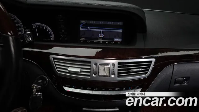 Mercedes-Benz S-Class 2010 — фото 14