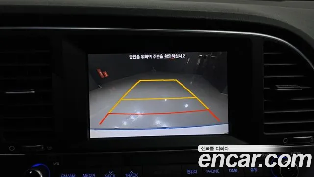 Hyundai AVANTE 2016 — фото 15