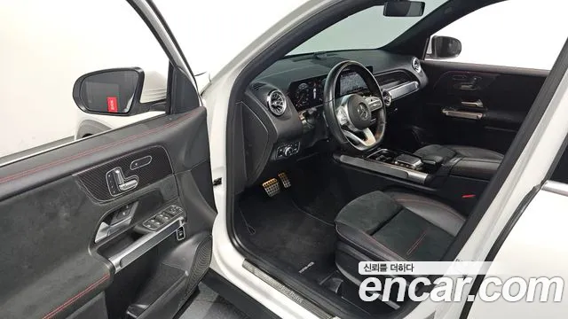 Mercedes-Benz GLB-Class 2021 — фото 10