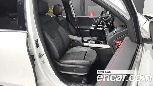 Mercedes-Benz GLB-Class 2021 — фото 12