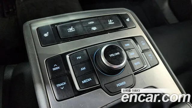 Hyundai Genesis 2015 — фото 19