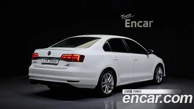 Volkswagen Jetta 2015 — фото 2