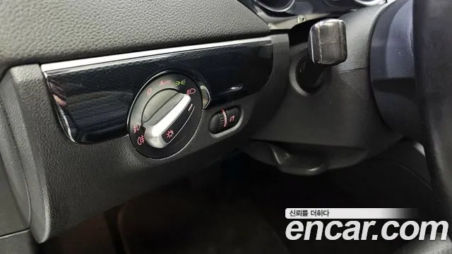Volkswagen Jetta 2015 — фото 15