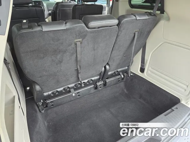 Dodge Grand Caravan 2019 — фото 10