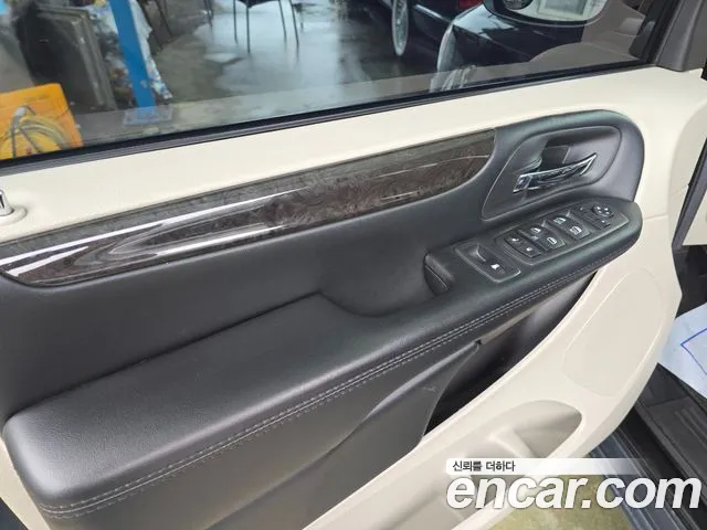 Dodge Grand Caravan 2019 — фото 17