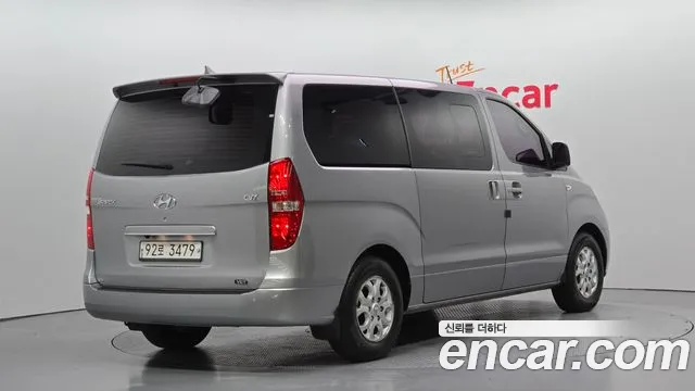Hyundai Starex 2014 — фото 2
