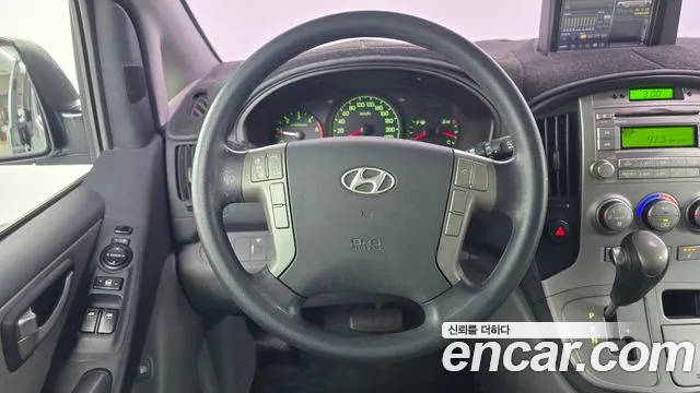 Hyundai Starex 2014 — фото 14