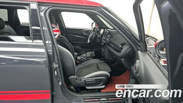 Mini Clubman 2021 — фото 11