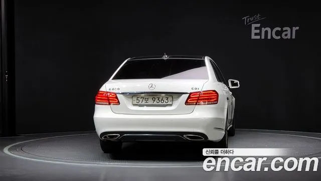 Mercedes-Benz E-Class 2014 — фото 4