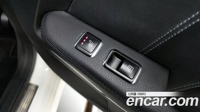 Mercedes-Benz E-Class 2014 — фото 19
