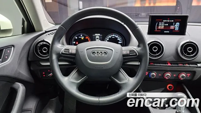 Audi A3 2015 — фото 13