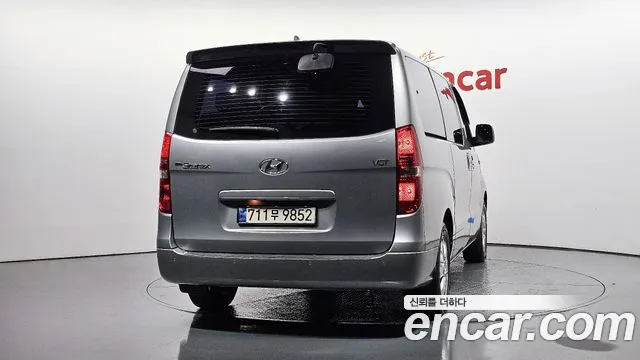 Hyundai Starex 2019 — фото 4