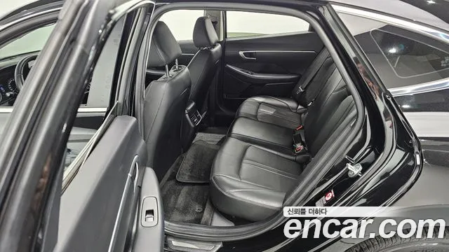 Hyundai Sonata 2021 — фото 19