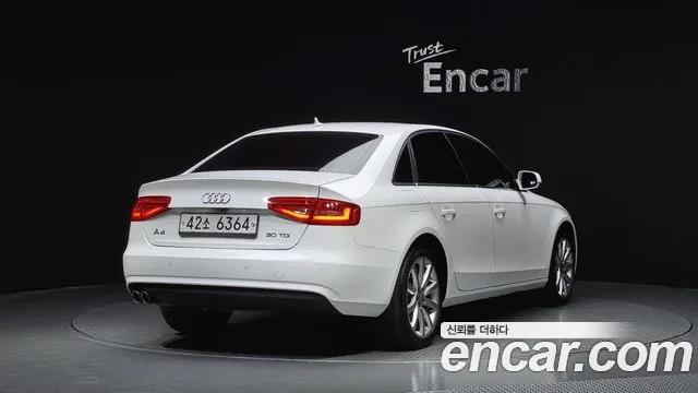 Audi A4 2015 — фото 2