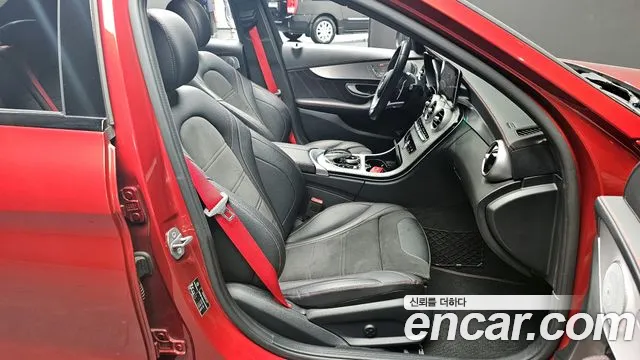 Mercedes-Benz C-Class 2019 — фото 10