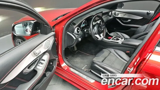 Mercedes-Benz C-Class 2019 — фото 12