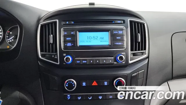 Hyundai Starex 2018 — фото 16