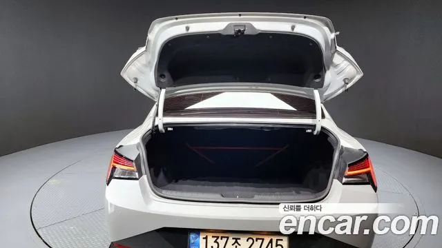 Hyundai AVANTE 2022 — фото 20