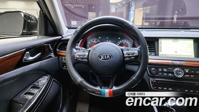 Kia K7 2017 — фото 14