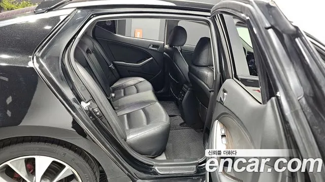 Kia K5 2015 — фото 12