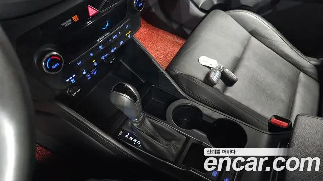 Hyundai Tucson 2018 — фото 9