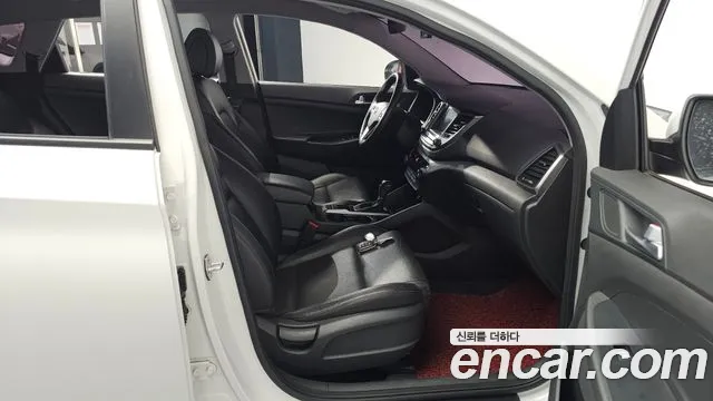 Hyundai Tucson 2018 — фото 11