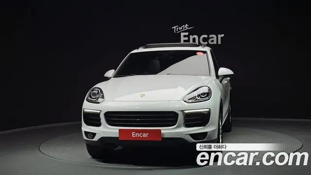 Porsche Cayenne 2016 — фото 3