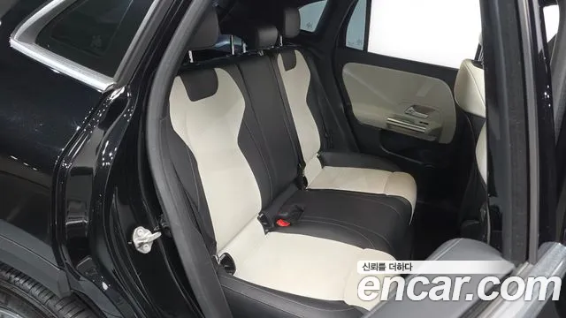Mercedes-Benz GLA-Class 2020 — фото 11