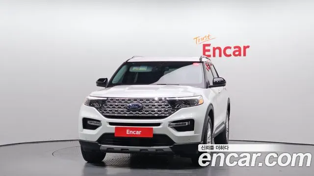 Ford Explorer 2023 — фото 3