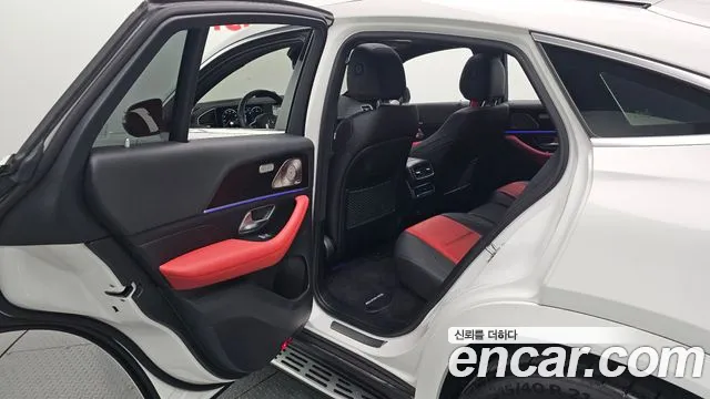 Mercedes-Benz GLE-Class 2023 — фото 12