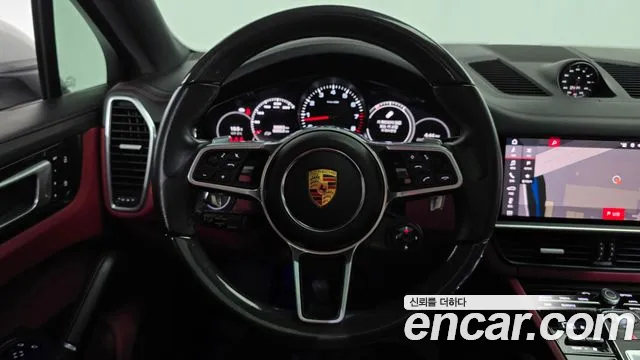 Porsche Cayenne 2021 — фото 13