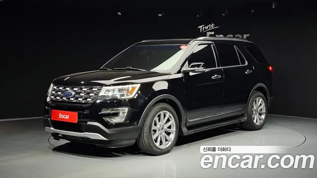 Ford Explorer 2016 — фото 1