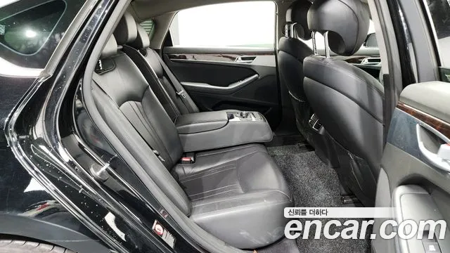 Hyundai Genesis 2016 — фото 12
