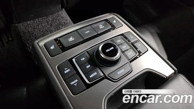 Hyundai Genesis 2016 — фото 17