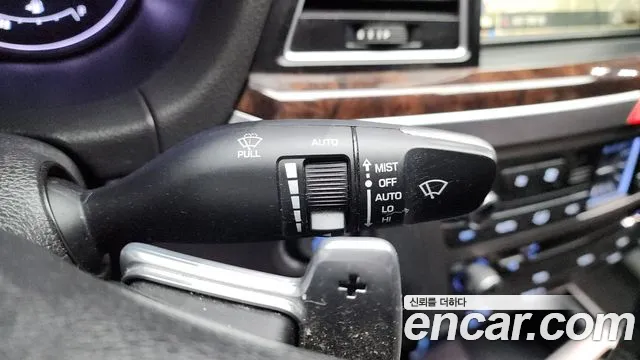 Hyundai Genesis 2016 — фото 18