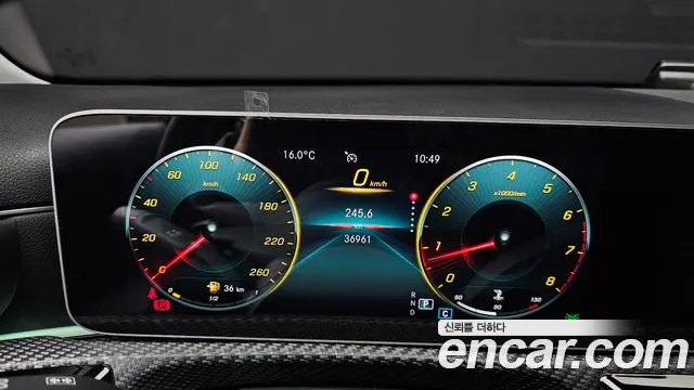 Mercedes-Benz A-Class 2020 — фото 8