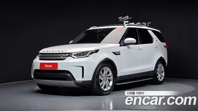 Land Rover Discovery 2017 — фото 1