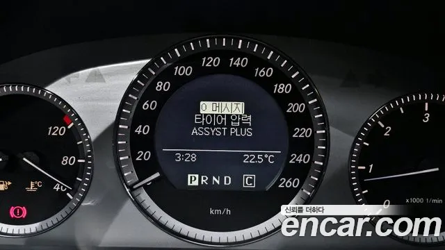 Mercedes-Benz GLK-Class 2010 — фото 17