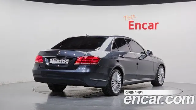 Mercedes-Benz E-Class 2016 — фото 2